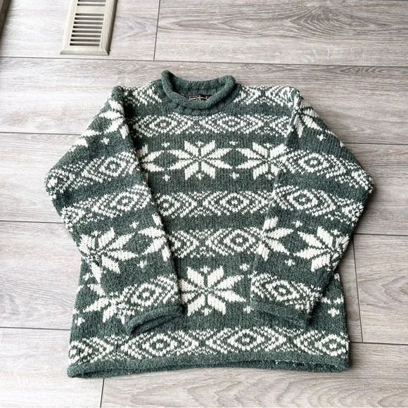 Vintage Daniel Hechter Snowflakes Wool  Blend Chunky Christmas Ugly Sweater - Picture 4 of 15